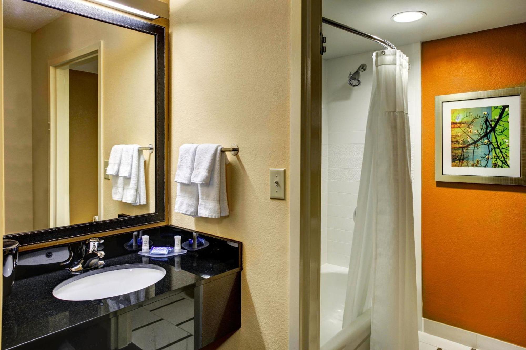 Fairfield Inn And Suites By Marriott Atlanta Suwanee Exterior foto