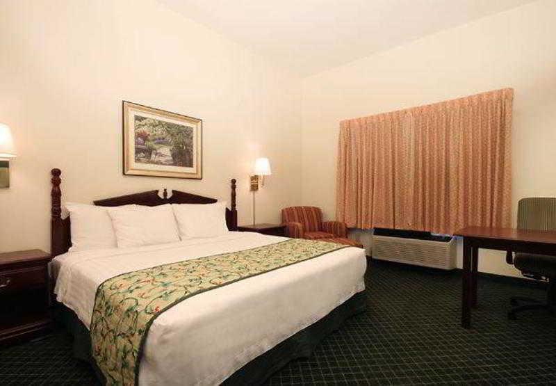 Fairfield Inn And Suites By Marriott Atlanta Suwanee Habitación foto
