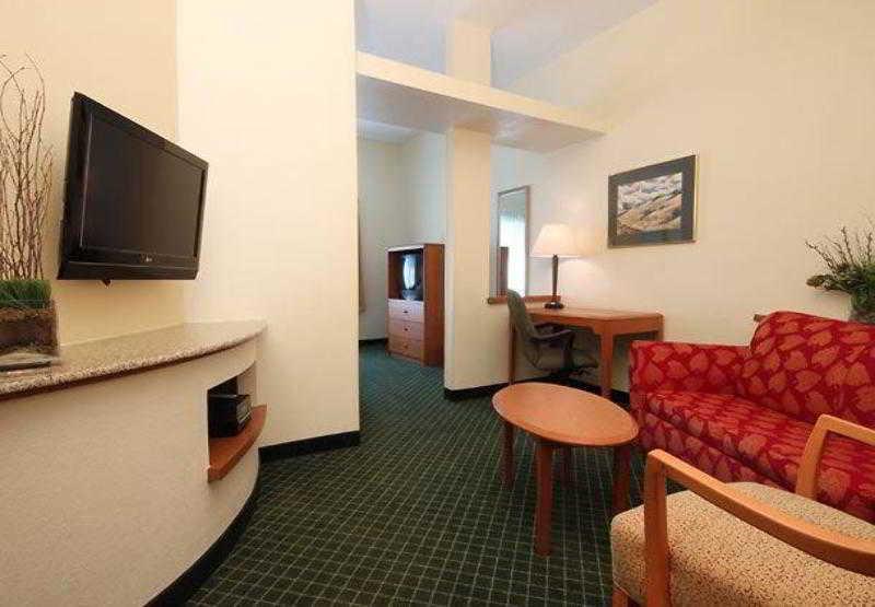 Fairfield Inn And Suites By Marriott Atlanta Suwanee Habitación foto